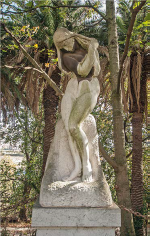 Estatua dama